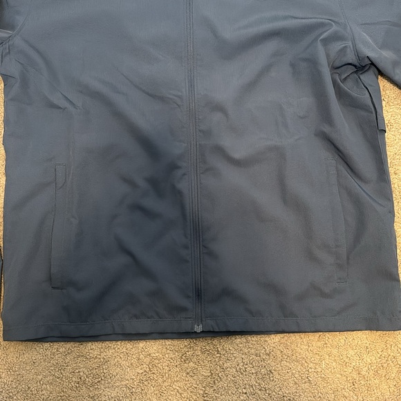 Fitted Storm Men’s running jacket - Picture 4 of 8